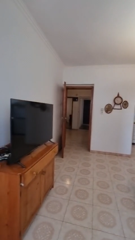 Apartament 3+1 per qera Pazari i Ri !