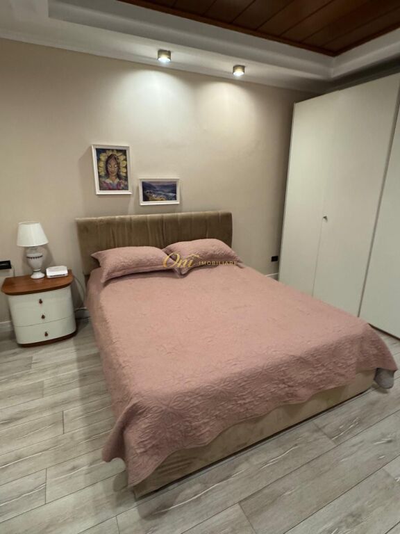 CENTRO, SI AFFITTANO DUE APPARTAMENTI PER AIRBNB