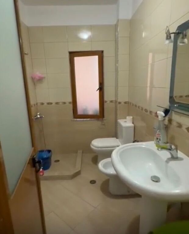 Apartment 2+1 for sale in Kombinat