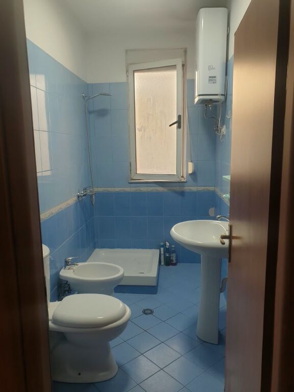 Apartament 1+1 me qira prane Kodra e Diellit