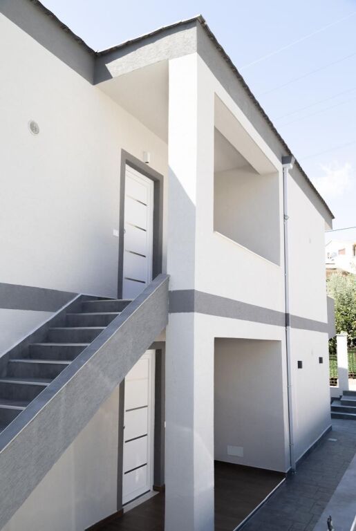 Qera | Vilë 1 + 1 | Farkë | 450 €/muaj
