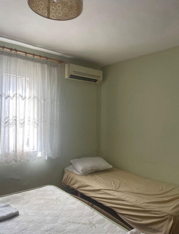 Qera | Apartament 1 + 1 | Xhamlliku | 420 €/muaj