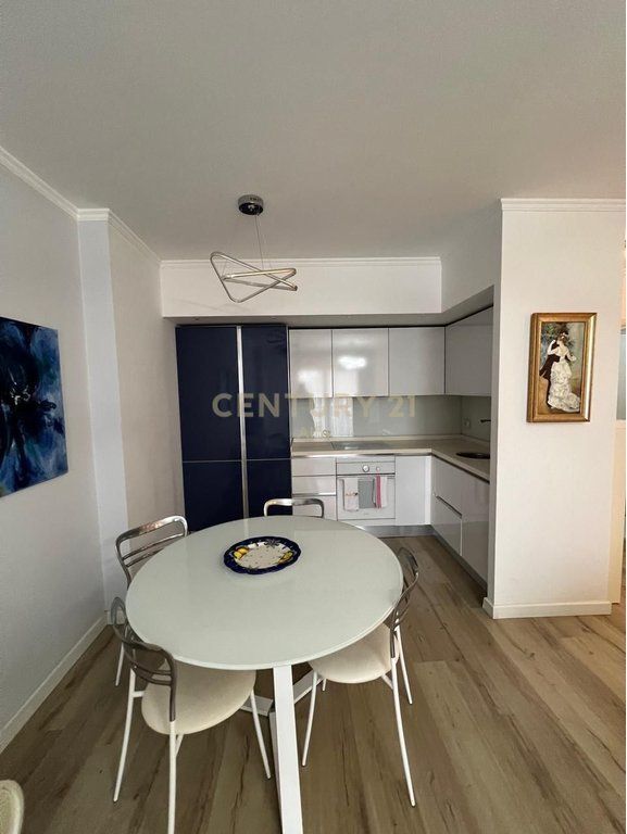 Appartamento 2+1+2 in Affitto a Brryl, Completamente Arredato