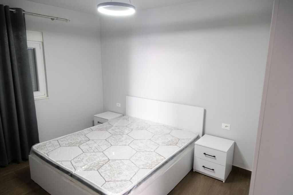 Qera | Vilë 1 + 1 | Farkë | 450 €/muaj