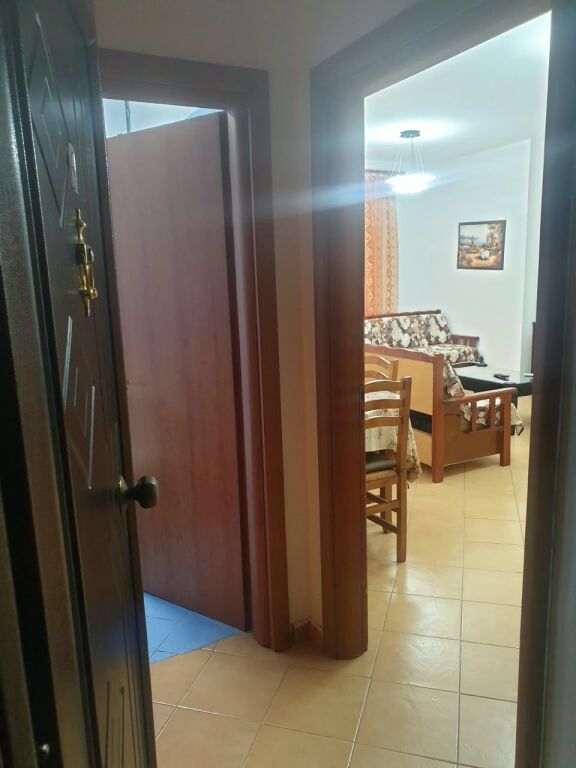 Apartament 1+1 me qira prane Kodra e Diellit