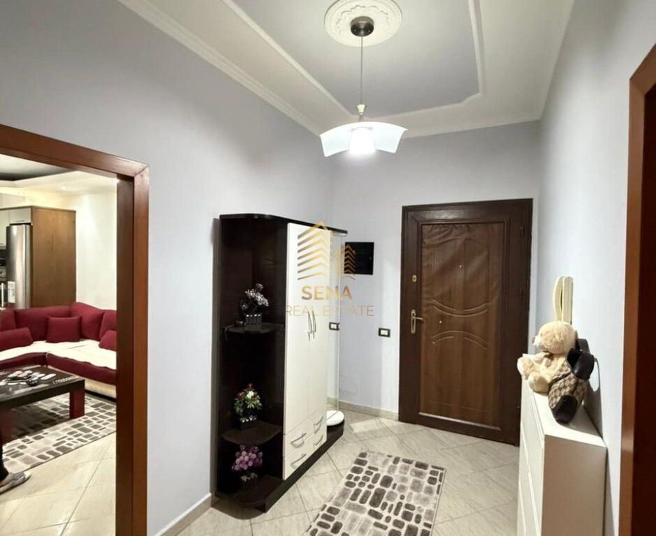 Affitto, Appartamento 3+1+blk, Astir-vicino Vila L, 60.000 Leke/mese