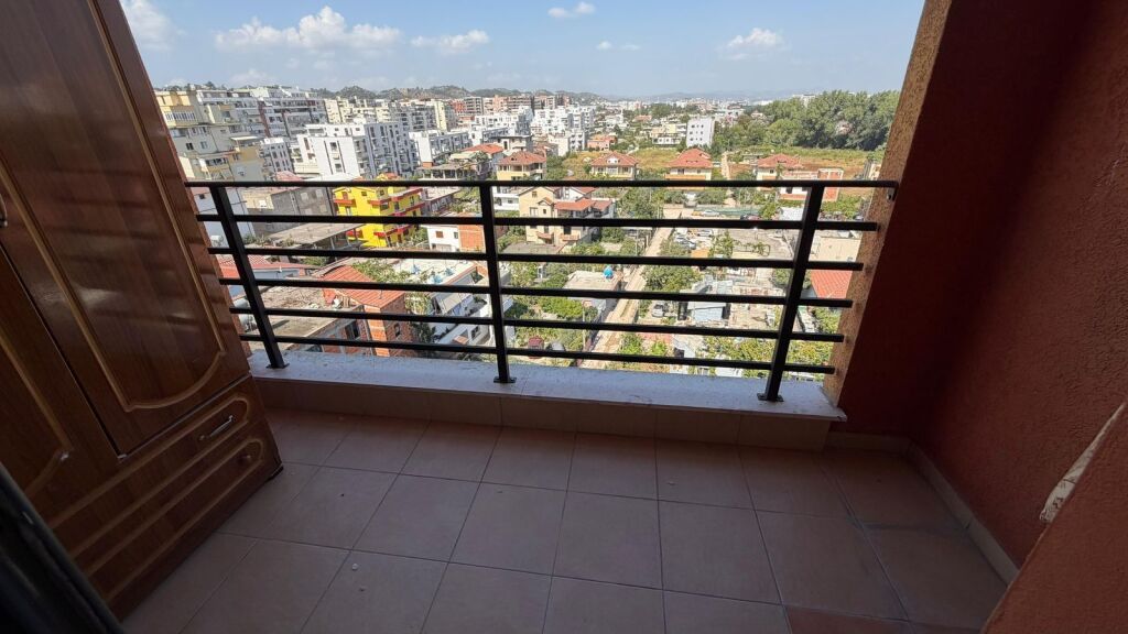 Apartament 1+1 në SHITJE – Astir
