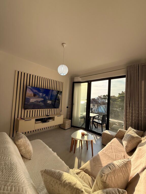 🌊 SHITET APARTAMENT 1+1 ME PAMJE NGA DETI – RANA E HEDHUN | RESIDENCA ONDA