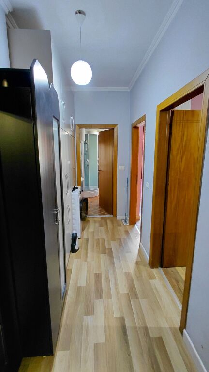 Kodra e Diellit affitta appartamento 2+1+1 arredato