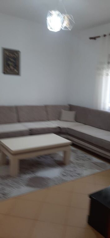 Affittasi appartamento 2+1