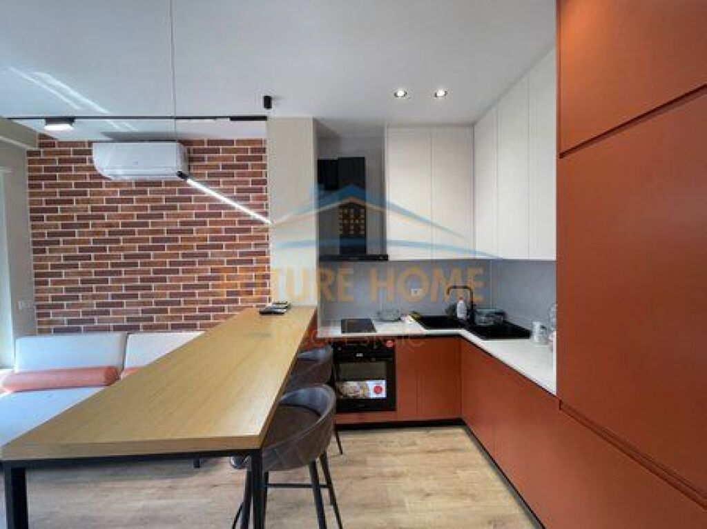 Rent, Apartment 1+1, New Boulevard, Tirana.