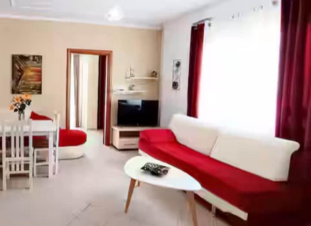 Appartamento 1+1 in affitto disponibile in Via Bogdaneve, Via Kavajes, Via Durresit.