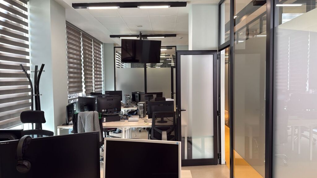 Office space 600 m2, for rent, Blloku !