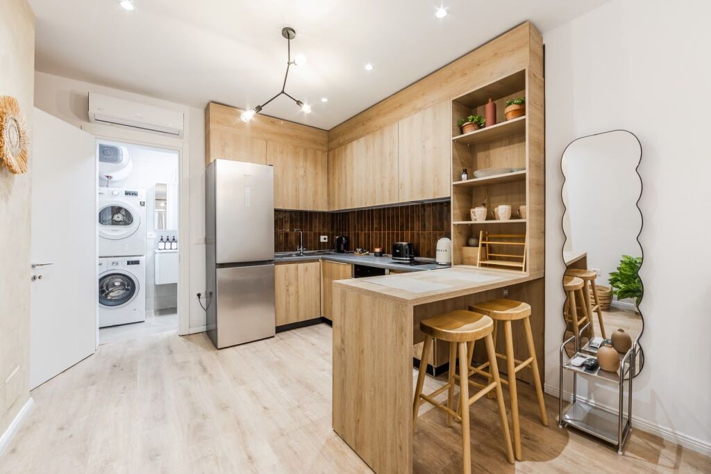 🌊 STUDIO APARTMENT FOR SALE – DHËRMI