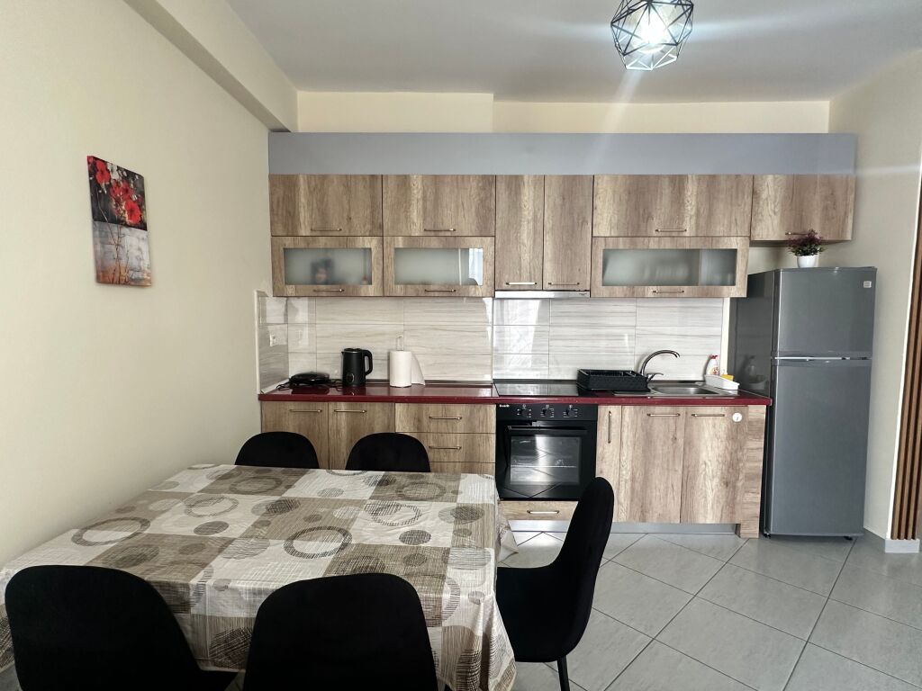 Apartment 1+1 for rent on Cipajve street near the former Kombinati Vlore