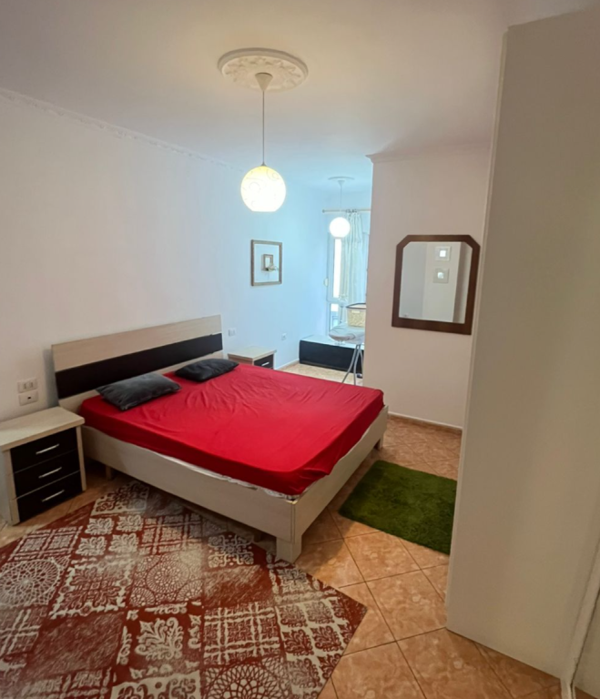 Apartment 2+1+2 for rent at Zogu i Zi, At Zef Pllumbi Street