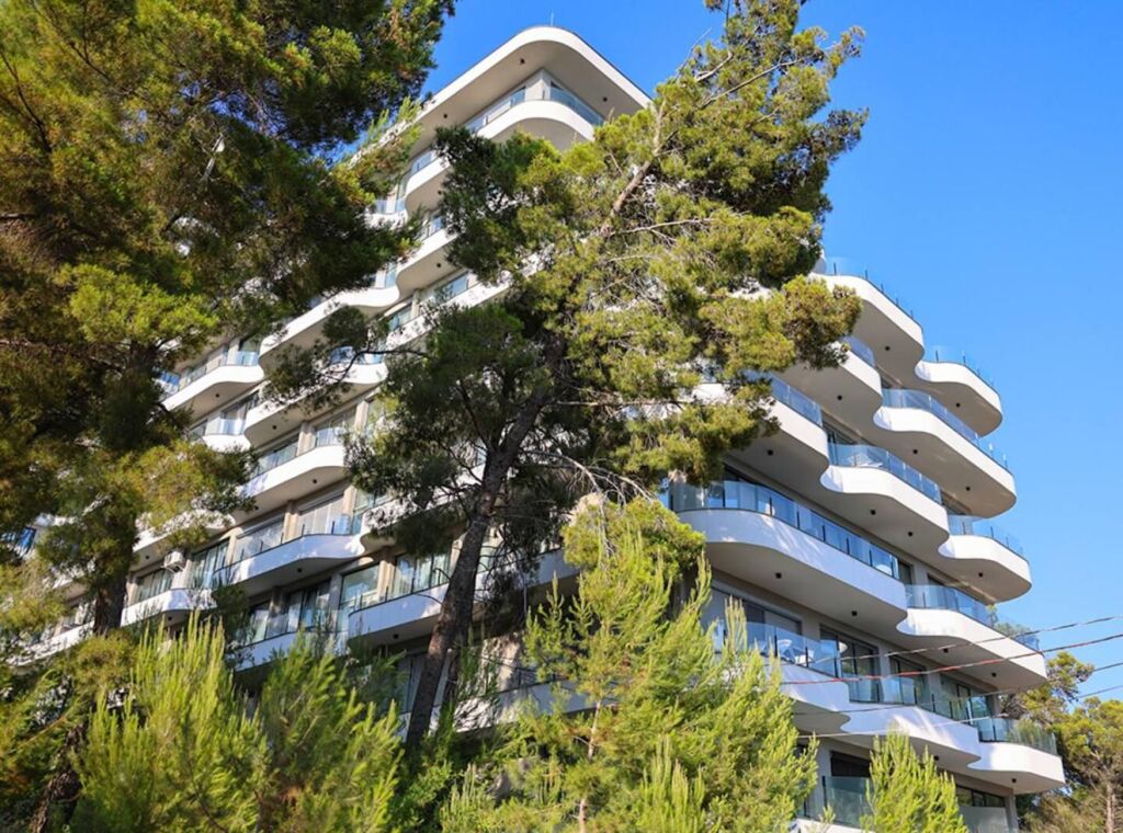 🌊 SHITET APARTAMENT 1+1 ME PAMJE NGA DETI – RANA E HEDHUN | RESIDENCA ONDA