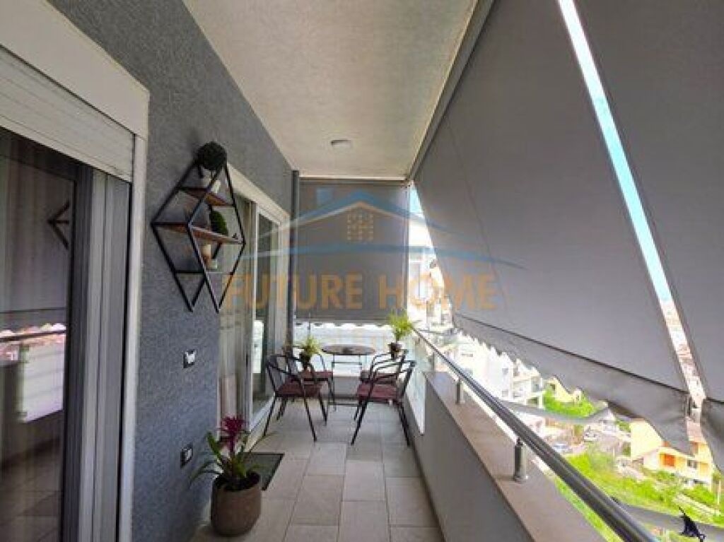 Qera, Apartament 2+1, Fresku, Tiranë.