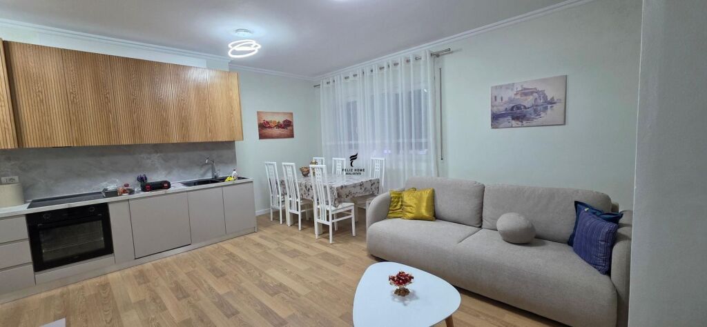 APPARTAMENTO IN AFFITTO 2+1 PAZARI I RI 90.000 LEKE FH-90959