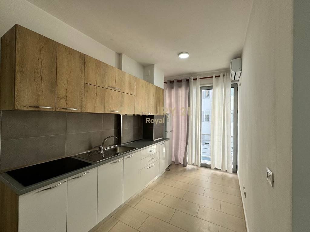Apartament 1+1 me qera ne rrugen Don Bosko 600 € /Muaj