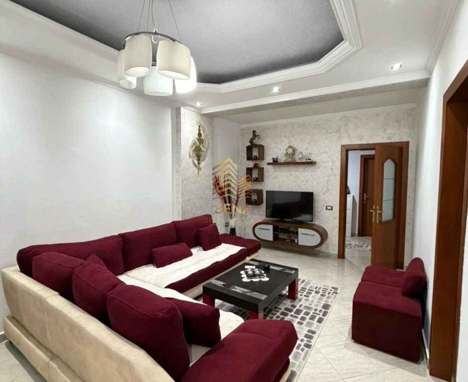Affitto, Appartamento 3+1+blk, Astir-vicino Vila L, 60.000 Leke/mese