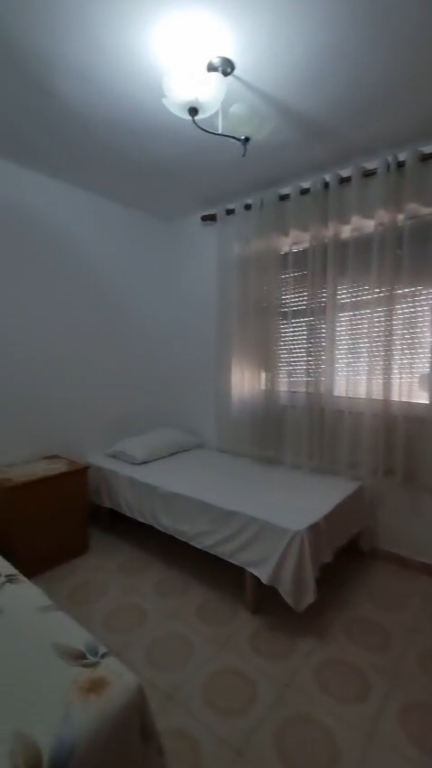 Apartament 3+1 per qera Pazari i Ri !