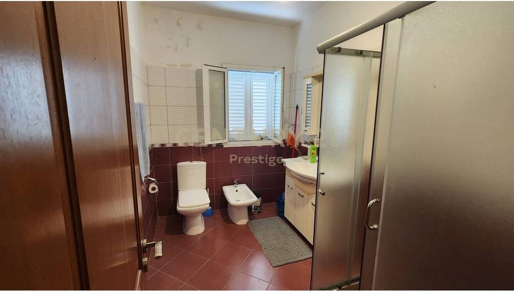 APARTAMENT 2+1 ME QIRA, VILAT GJERMANE, TIRANE!