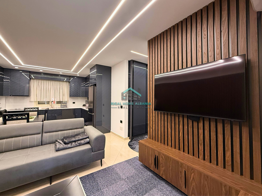 APPARTAMENTO 2+1 IN AFFITTO – LUNGOMARE, VLORË