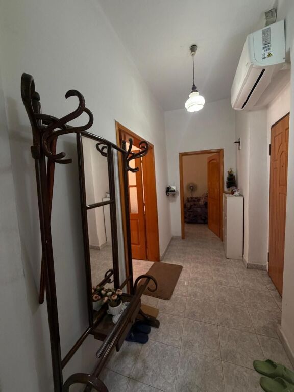 Apartament me qira 2+1, Kinema Agimi