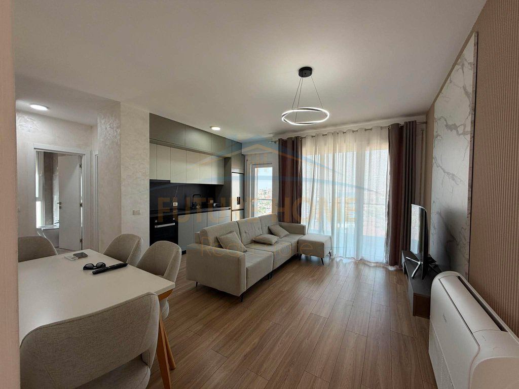 Shitet, Apartament 2+1+2 + Post Parkimi, Fiori di Bosco