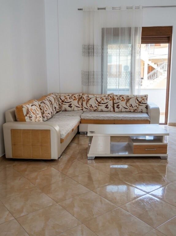 Apartament 2+1 me qira – Rruga Siri Kodra !