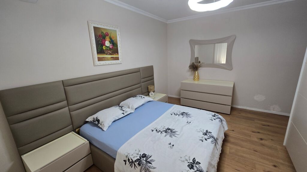 Qera, Apartament 2+1, Rruga Dritan Hoxha, Post parkimi