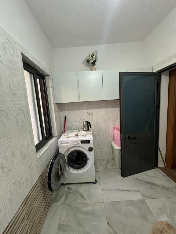 Rent | Shtëpi private 1 + 1 | Astir | 400 €/month