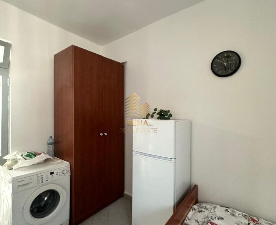 Rent, Studio, Xhamllik, 30,000 Leke/month