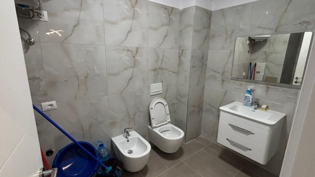 Qera, Apartament 1+1, Rruga Dritan Hoxha, Tiranë