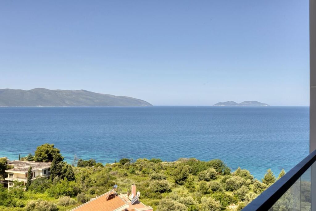 APARTMENT 1+1 WITH SEA VIEW, COLD WATER VLORA
