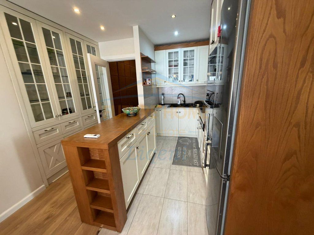 SHITET APARTAMENT 3+1+2 REZIDENCA KODRA E DIELLIT 1