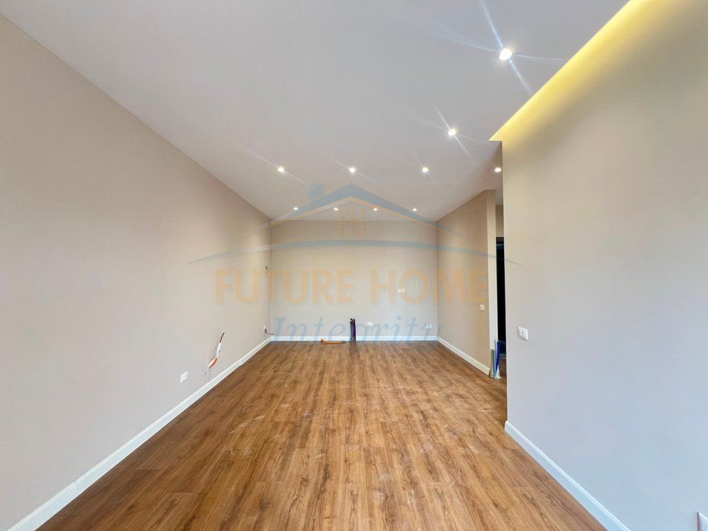 Apartament ne shitje 1+1, Rezidenca Porta Tirana e Re, Tiranë.