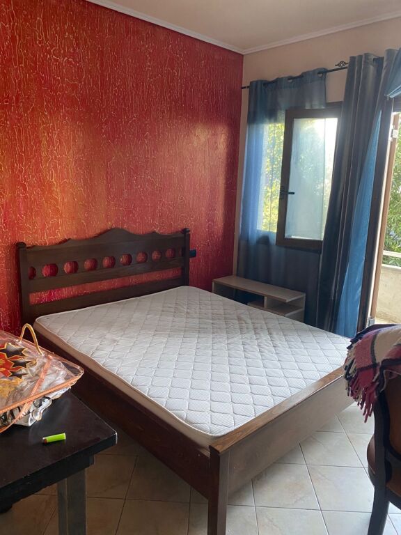 JEPET ME QIRA GARSONIERE - YRSHEK, TE QTU, TIRANE