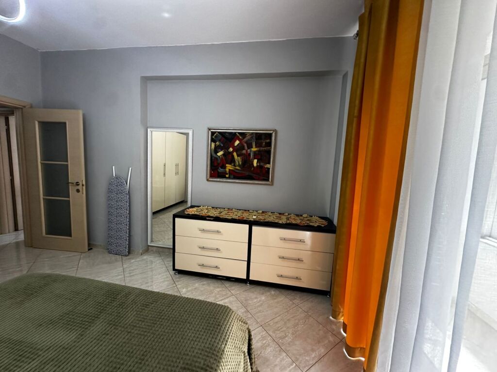 Apartament 1+1 per qira Rruga e Kavajes