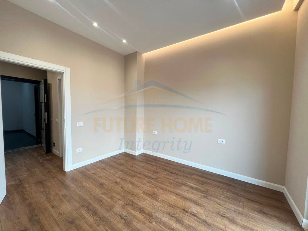 Apartament ne shitje 1+1, Rezidenca Porta Tirana e Re, Tiranë.