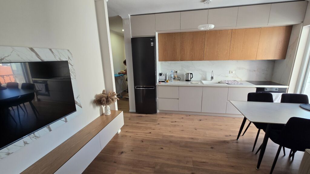 Qera, Apartament 2+1, Rruga Dritan Hoxha, Post parkimi