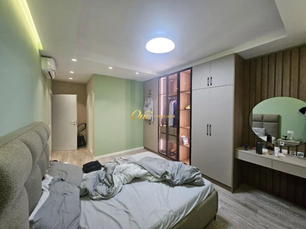 RRUGA DRITAN HOXHA, APARTAMENT PER QERA 2+1