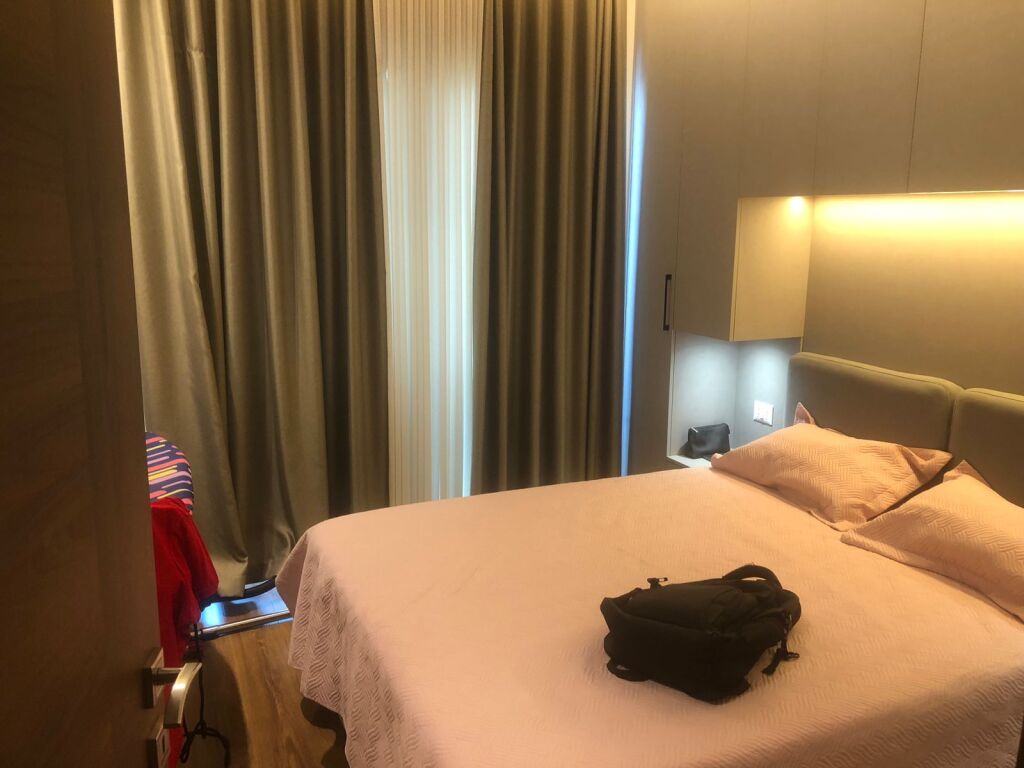 hitet Apartament 1+1 tek Farmacia 10