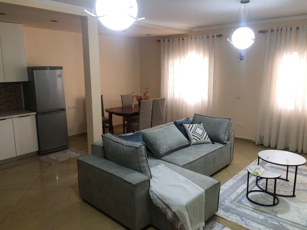 Apartment 2+1 for rent at Rr Margarita Tutulani