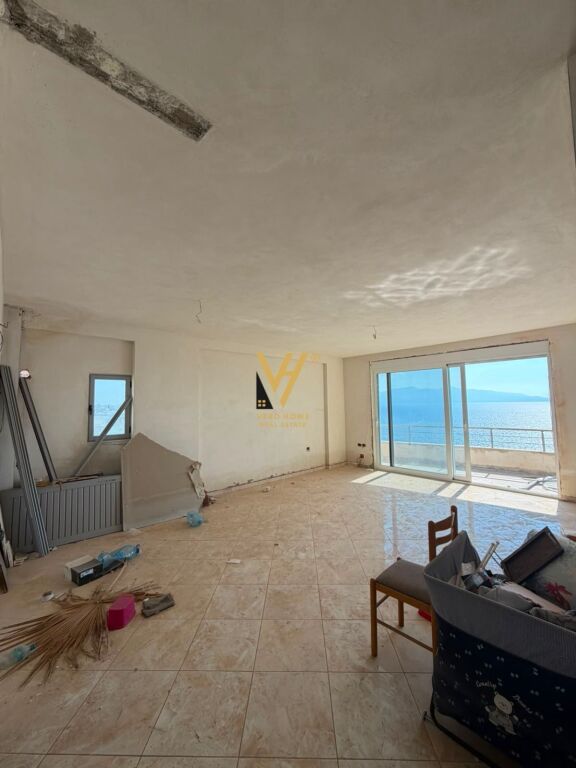 VENDESI APPARTAMENTO 2+1+BLK A SARANDA 210.000 EURO