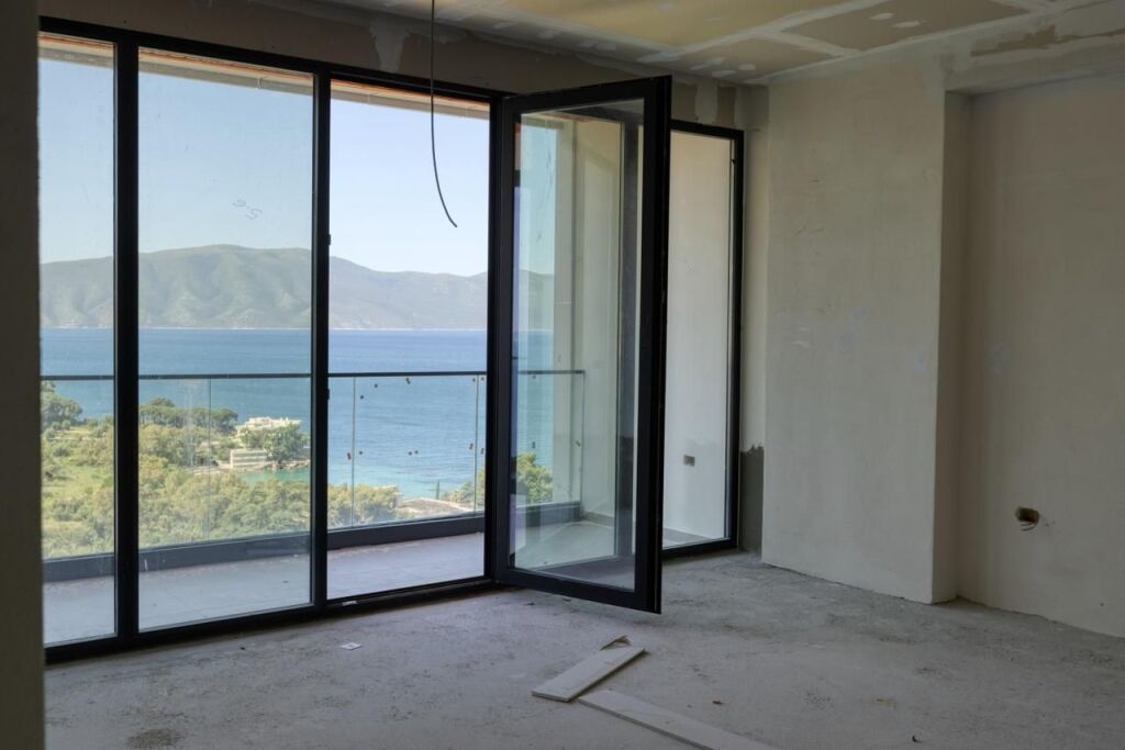 APARTMENT 1+1 WITH SEA VIEW, COLD WATER VLORA