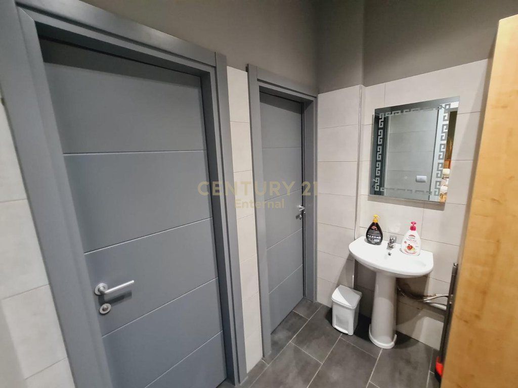 OFFICE SPACE FOR RENT – NEAR THE ZOOLOGICAL GARDEN