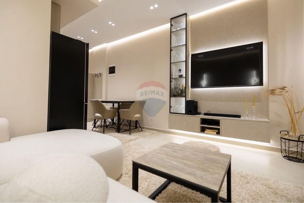 🏡 APARTMENT 1+1 FOR RENT – VLORË ✨