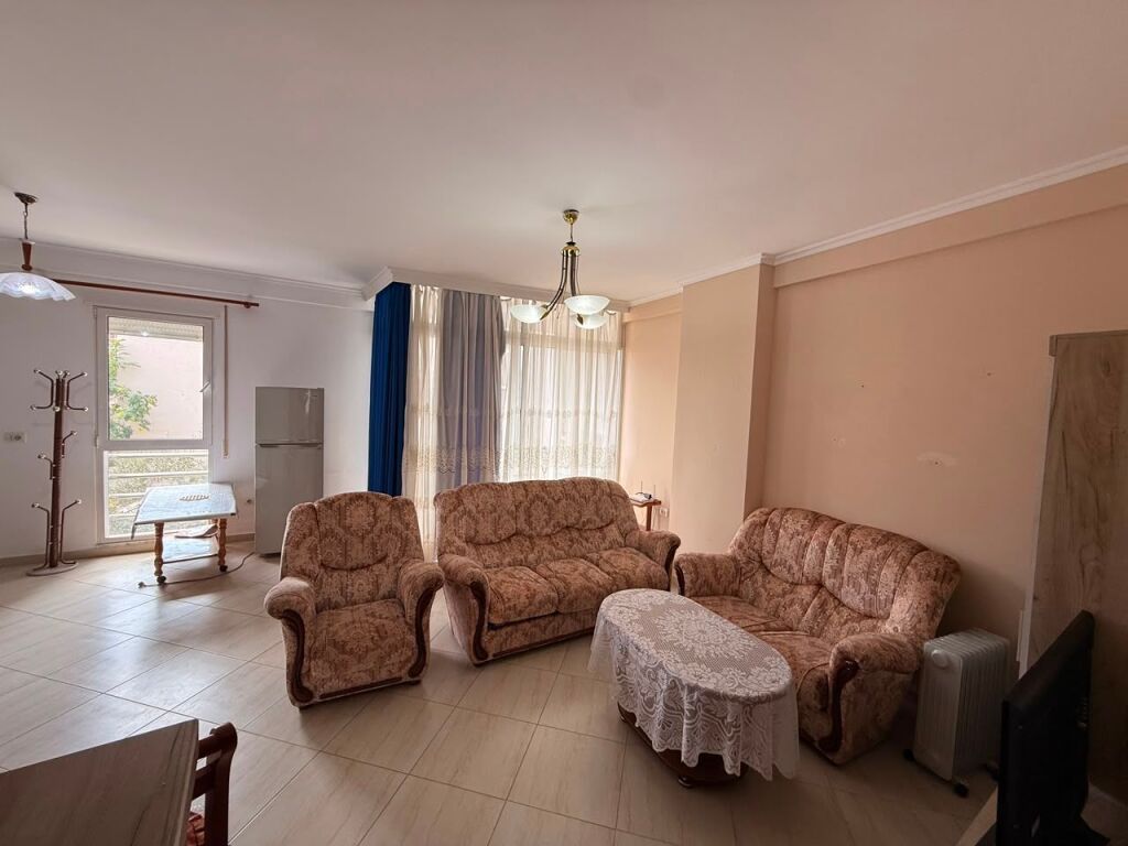 Apartment 3+1+2 for rent at Pazari i Ri .